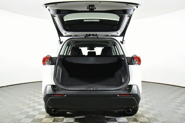 Used 2025 Toyota RAV4 XLE image 25