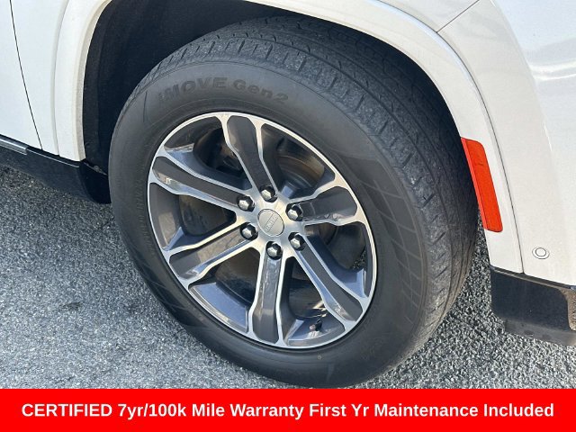Certified 2023 Jeep Grand Wagoneer 4WD image 8