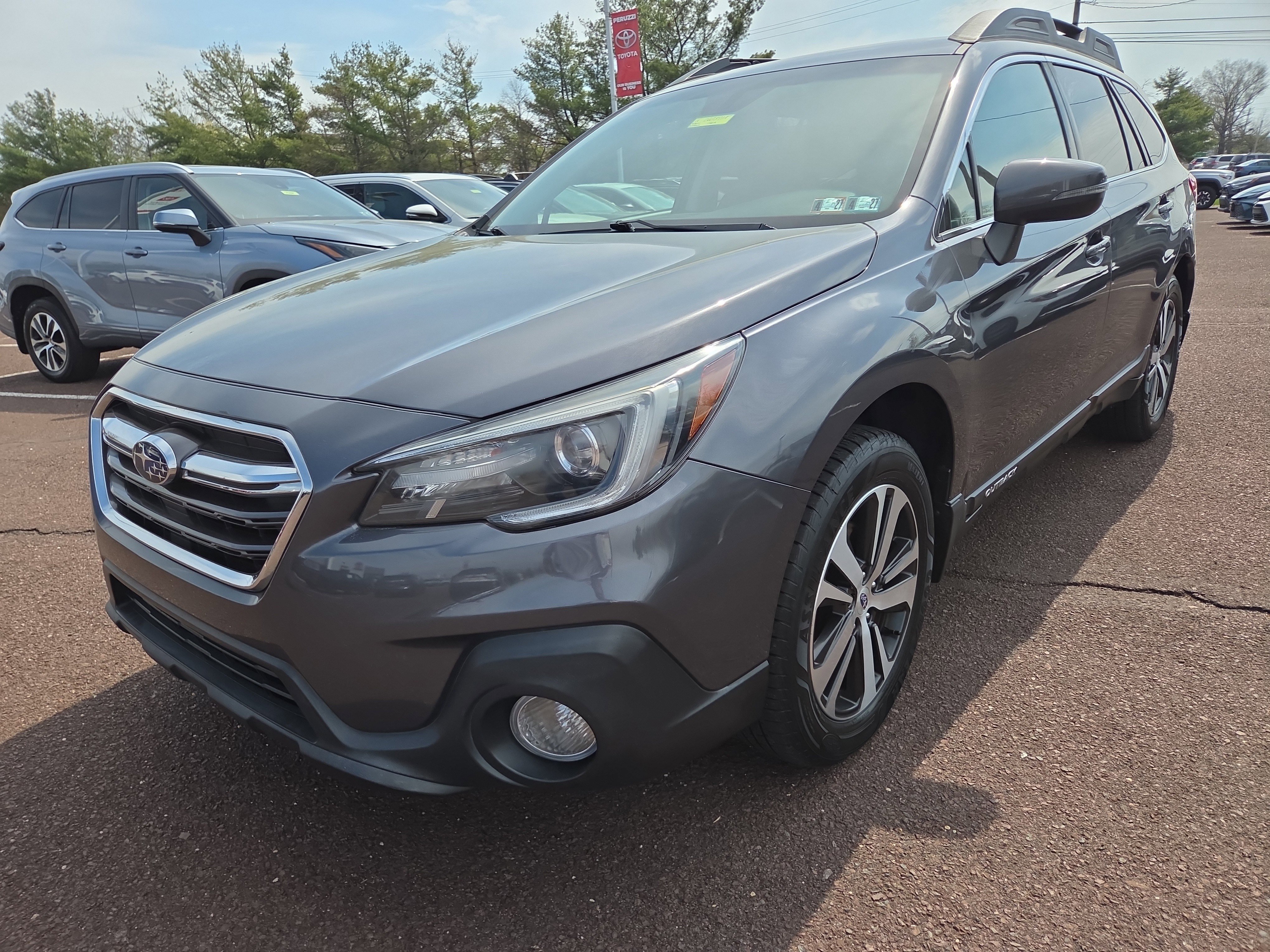 Used 2019 Subaru Outback 2.5i Limited w/ Popular Package #2 AWD/4WD image 7