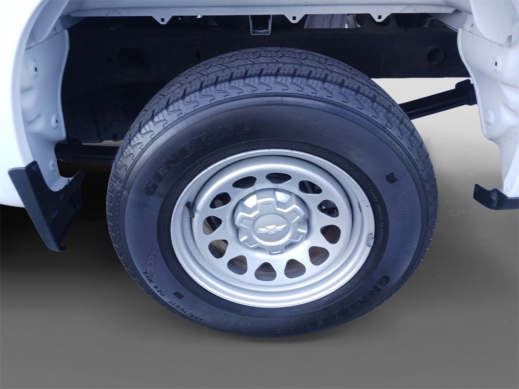 Used 2022 Chevrolet Silverado 1500 W/T w/ WT Value Package image 8