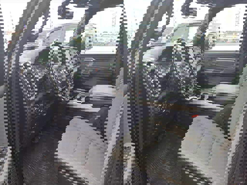 Used 2021 RAM 1500 Big Horn image 8