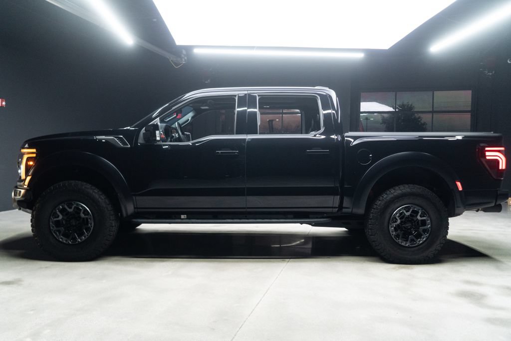 Used 2025 Ford F150 Raptor AWD/4WD image 24