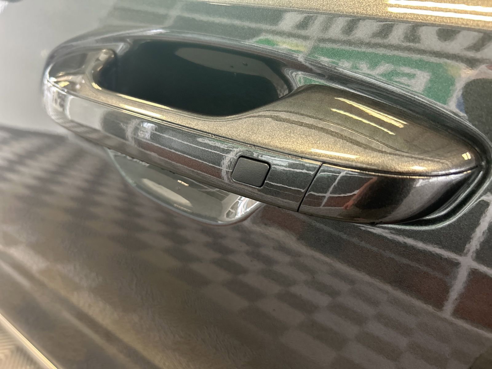 New 2025 Kia Sorento EX image 10