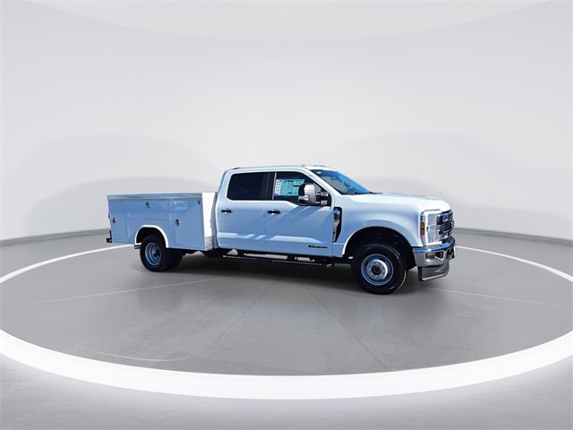 New 2026 Ford F350 XL w/ XL Chrome Package image 9