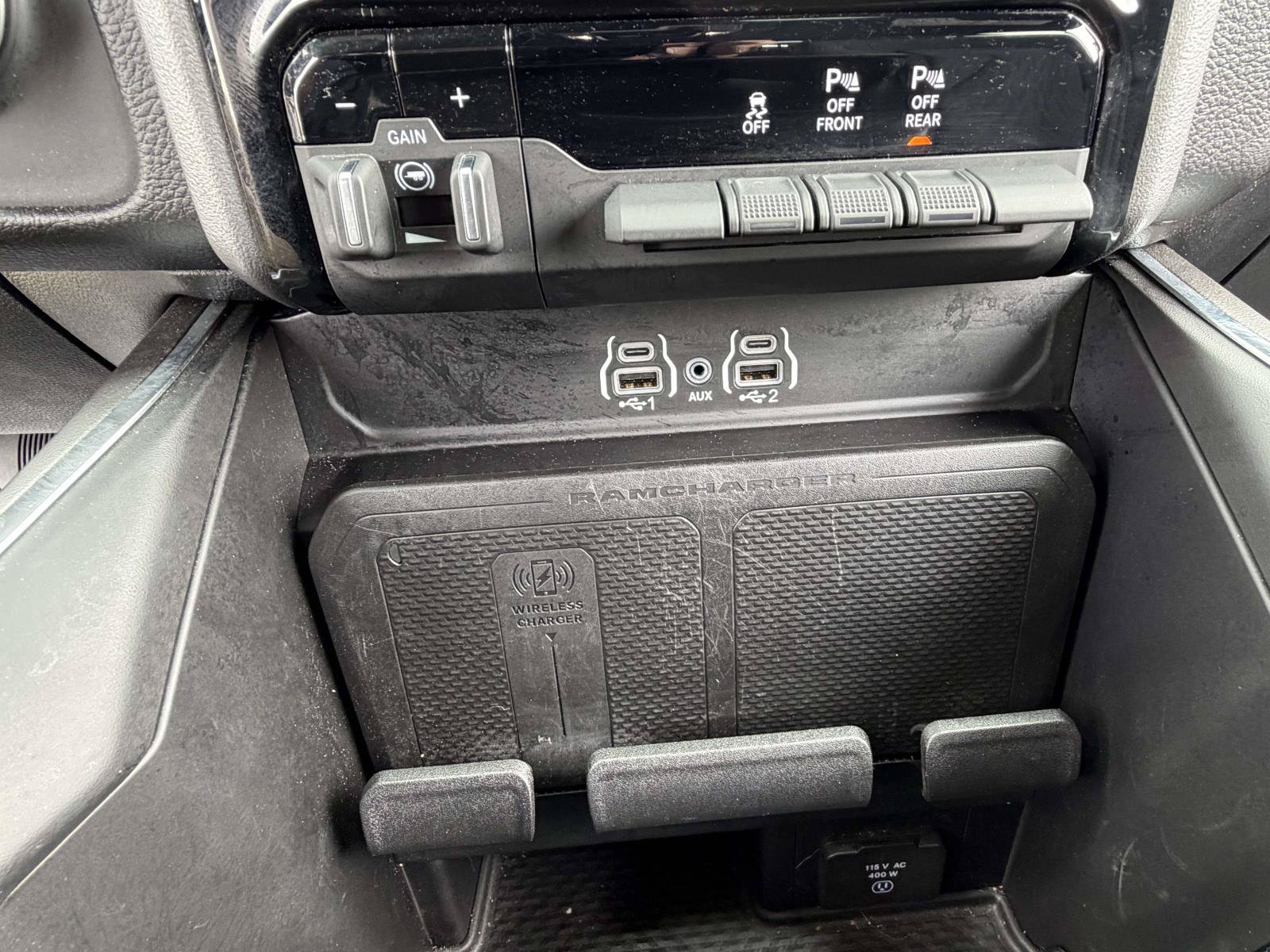 Used 2025 RAM 1500 Big Horn AWD/4WD image 13