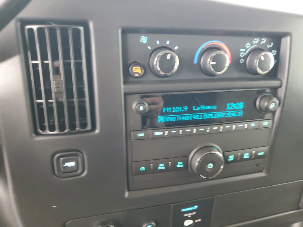 New 2026 Chevrolet Express 2500 RWD image 20