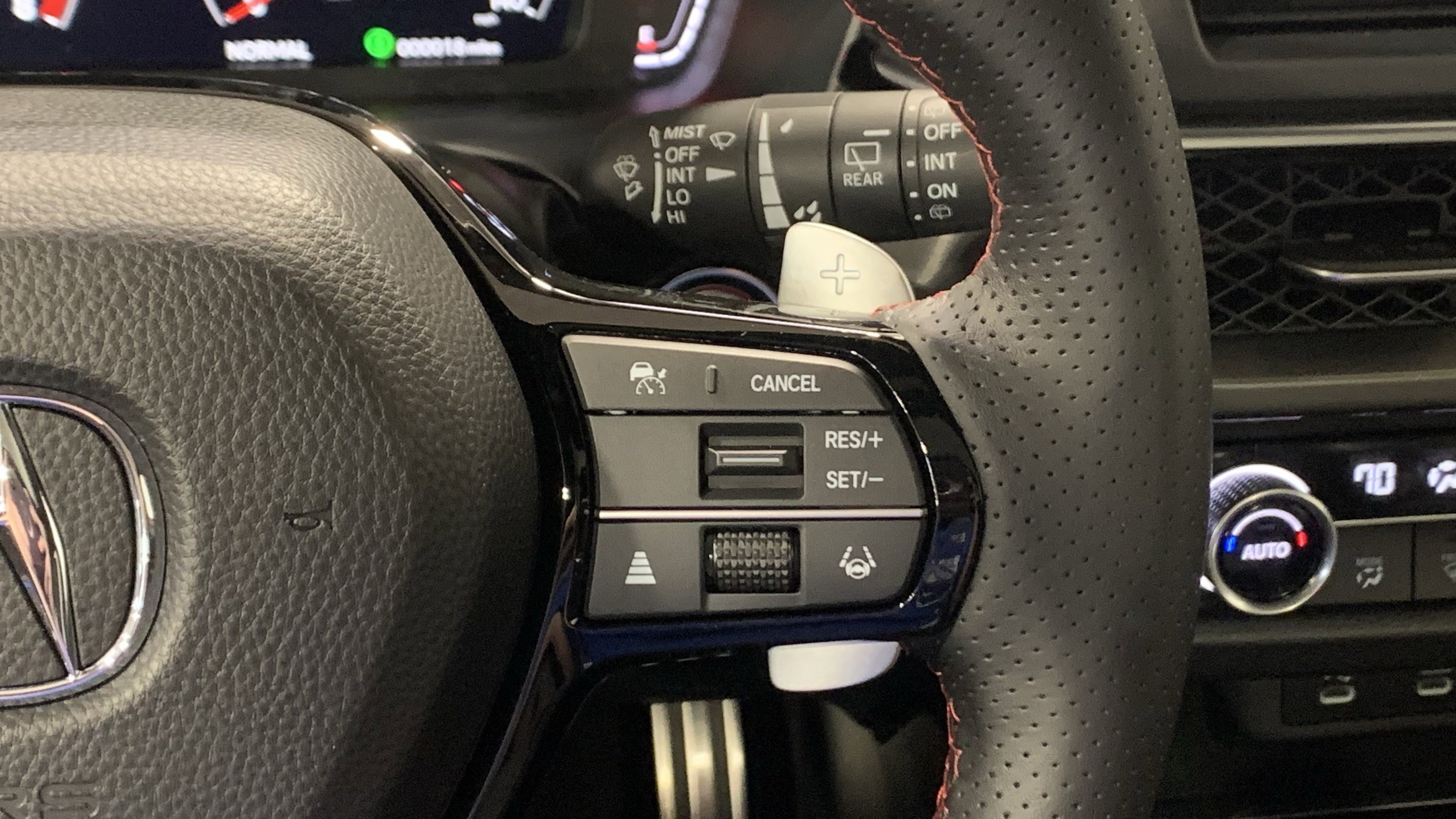 Certified 2025 Acura ADX A-Spec image 24