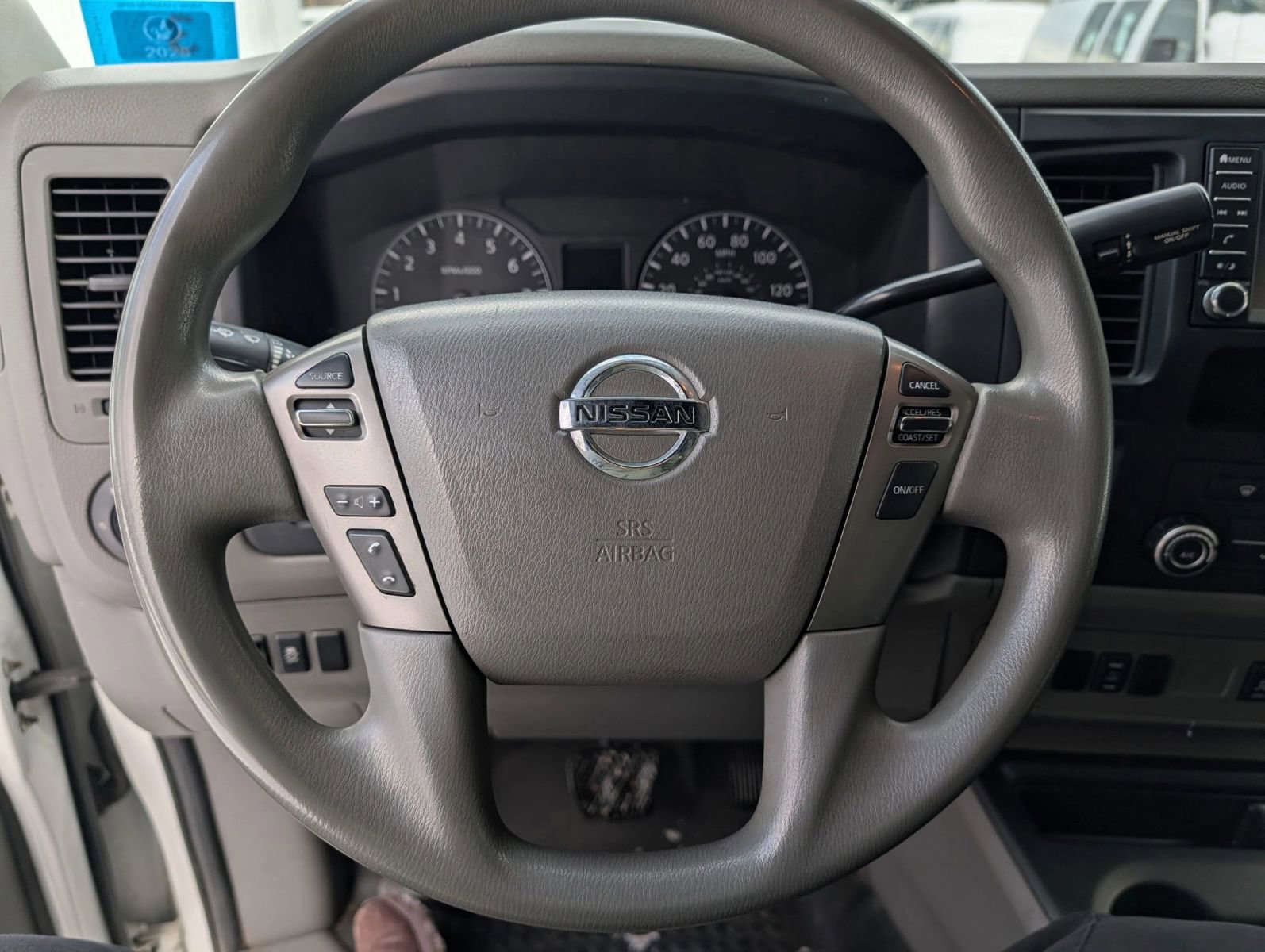 Used 2020 Nissan NV 2500 SV image 12