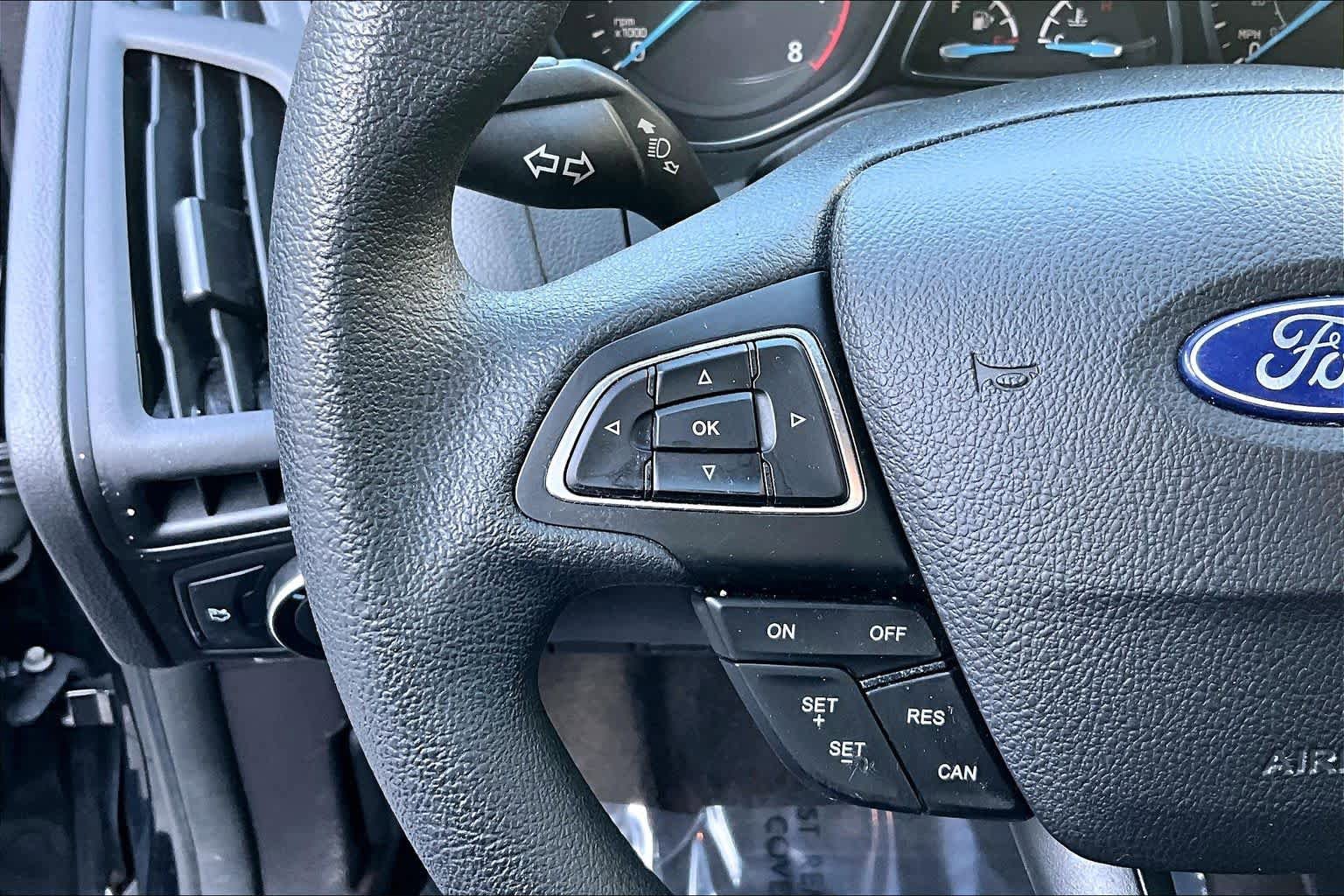 Used 2017 Ford Focus SE image 23