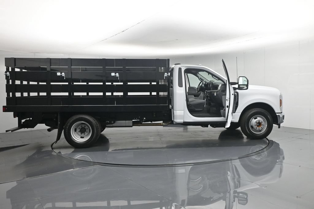 New 2026 Ford F350 XL w/ XL Chrome Package RWD image 5