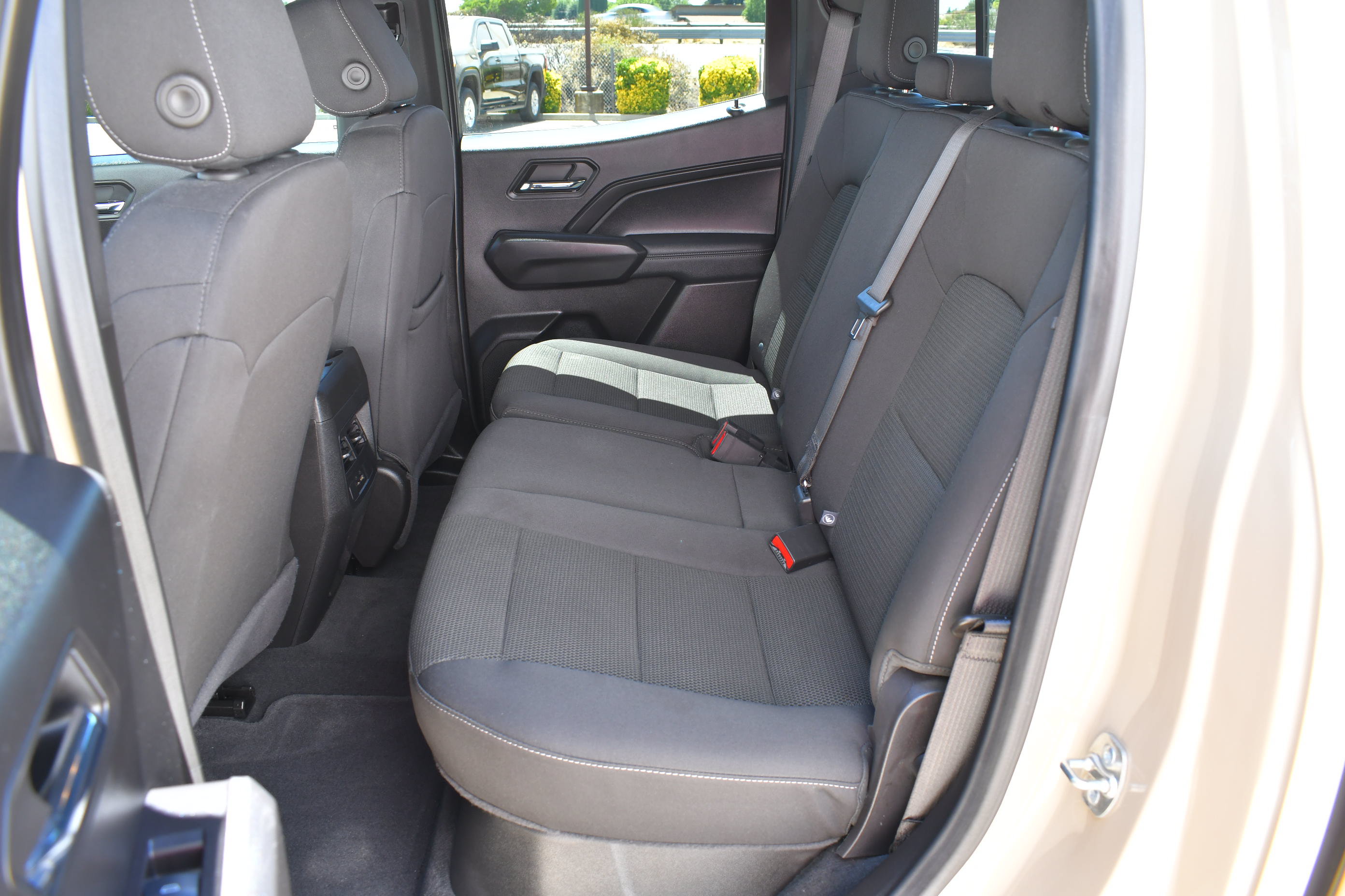 Used 2024 GMC Canyon Elevation w/ Convenience Package RWD image 22