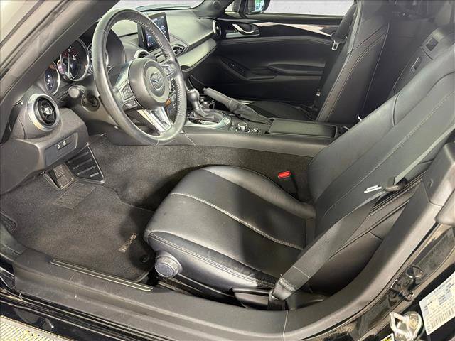 Used 2023 MAZDA MX-5 Miata Grand Touring RWD image 10