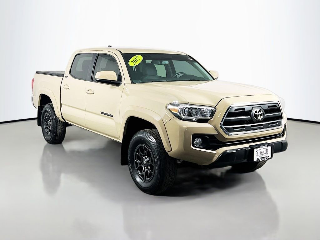 Used 2017 Toyota Tacoma SR5 image 3