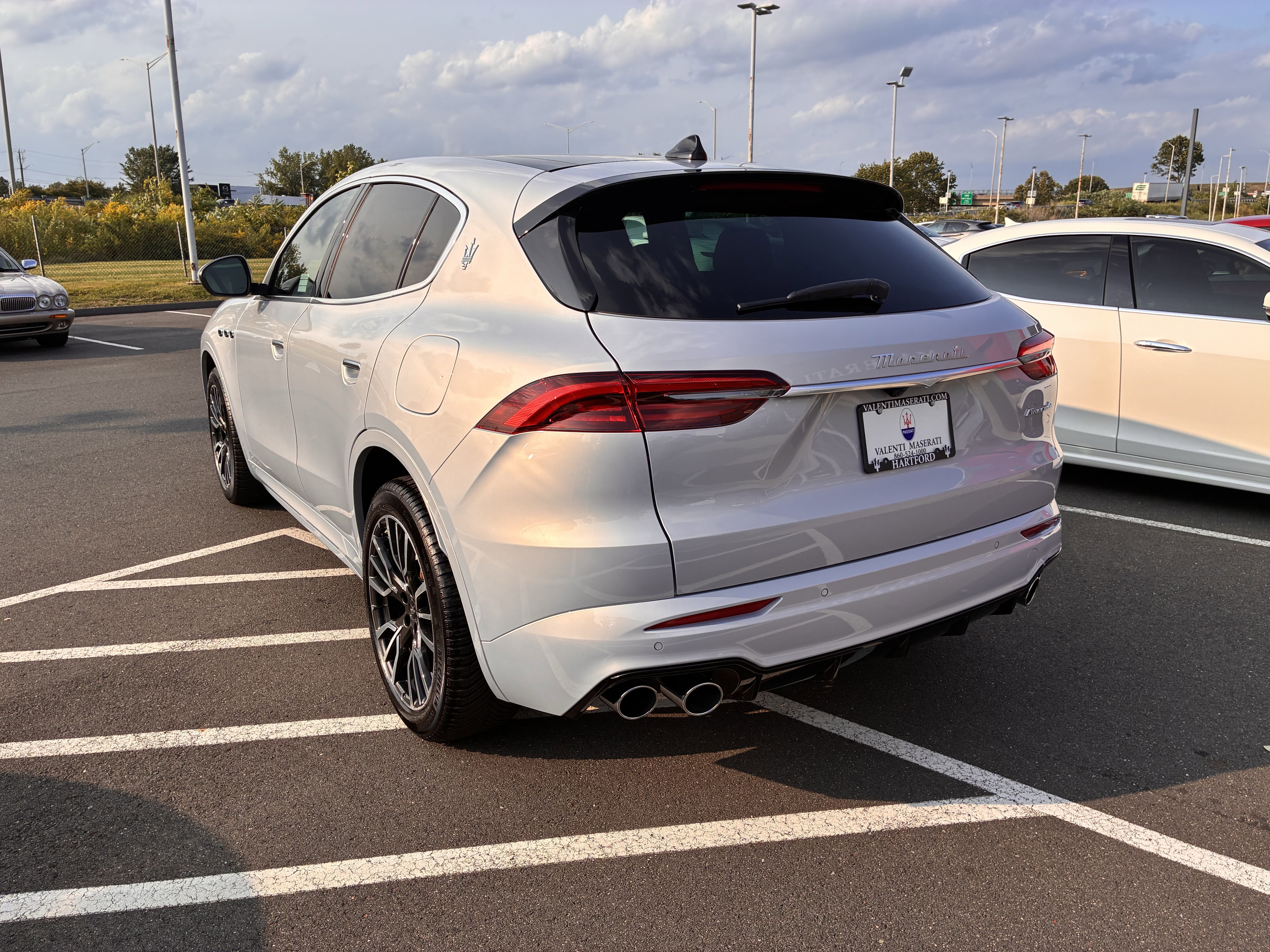 New 2025 Maserati Grecale GT image 7