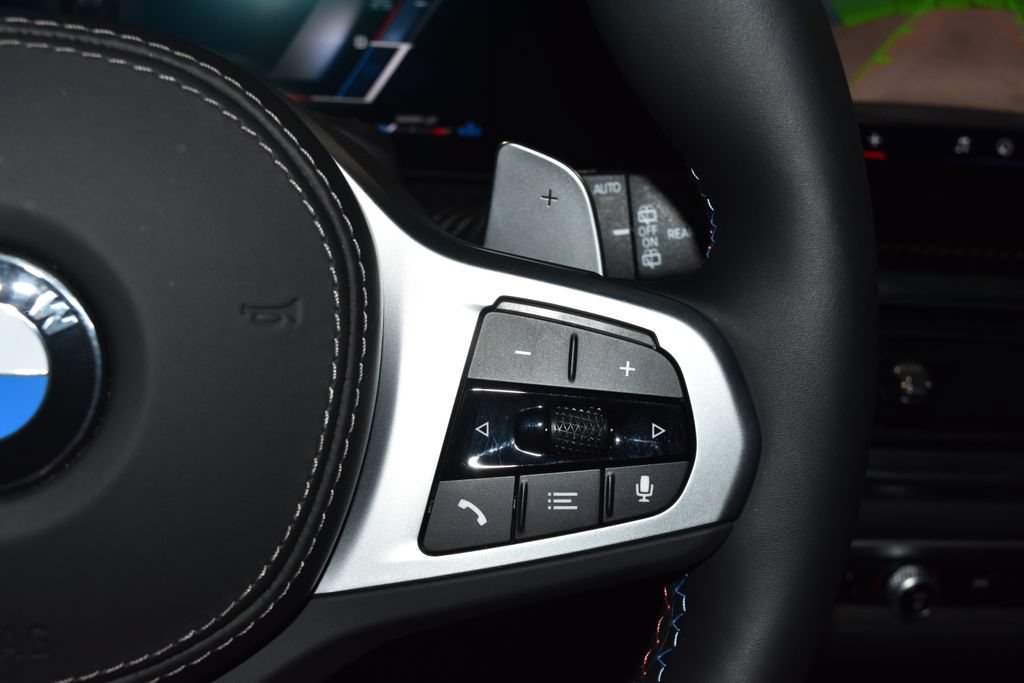Certified 2025 BMW X5 M60i AWD/4WD image 10