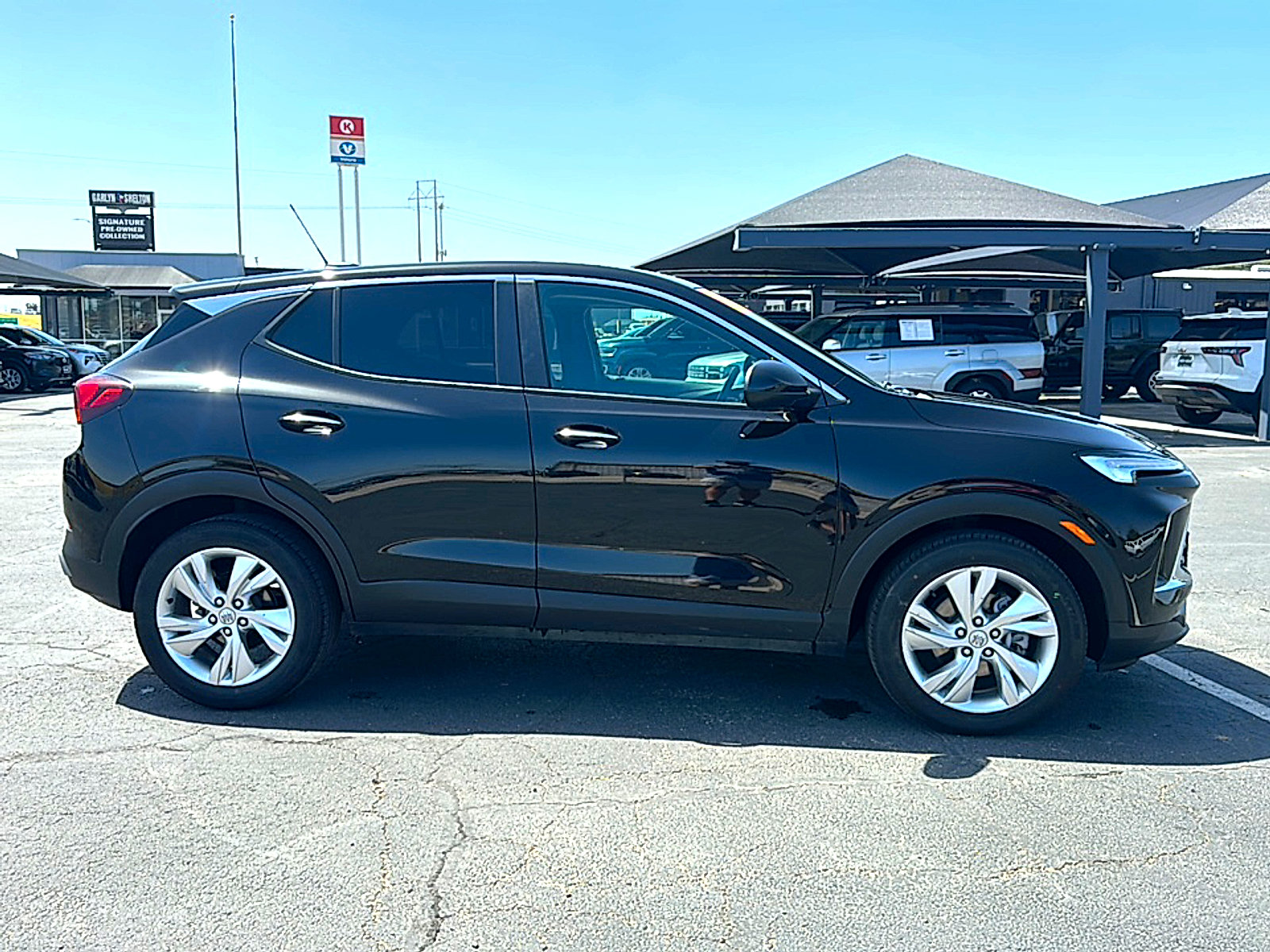 Used 2025 Buick Encore GX Preferred FWD image 9