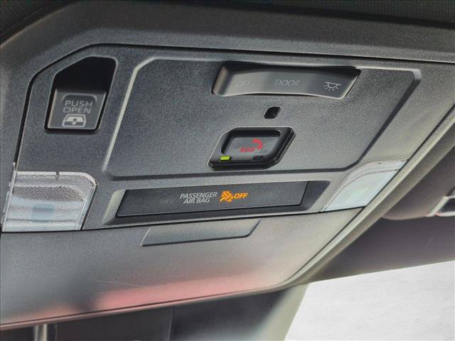 Used 2026 Toyota Tundra Limited AWD/4WD image 16