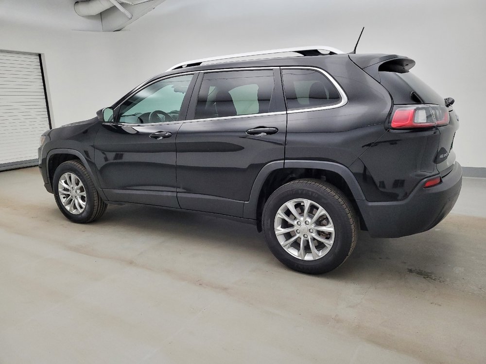 Used 2019 Jeep Cherokee Latitude w/ Cold Weather Group image 3