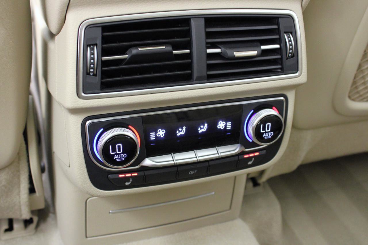 Used 2017 Audi Q7 3.0T Prestige w/ Prestige Package image 41