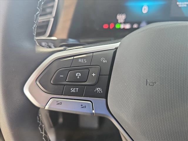 Used 2024 Volkswagen Atlas SE FWD image 18