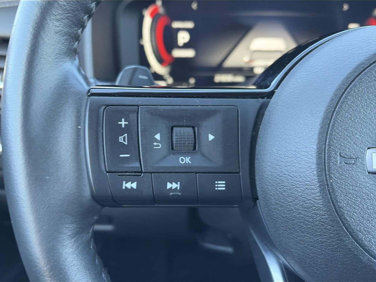 Certified 2023 Nissan Rogue Platinum w/ Platinum Premium Package image 24