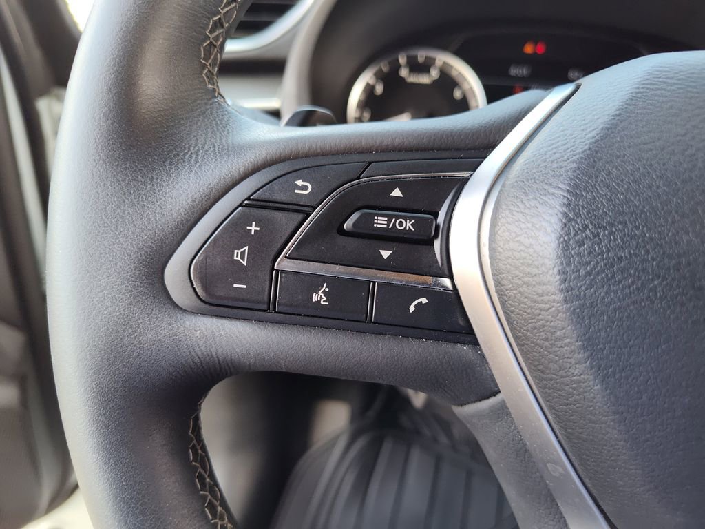 Used 2025 INFINITI QX55 Essential w/ Cargo Package image 24