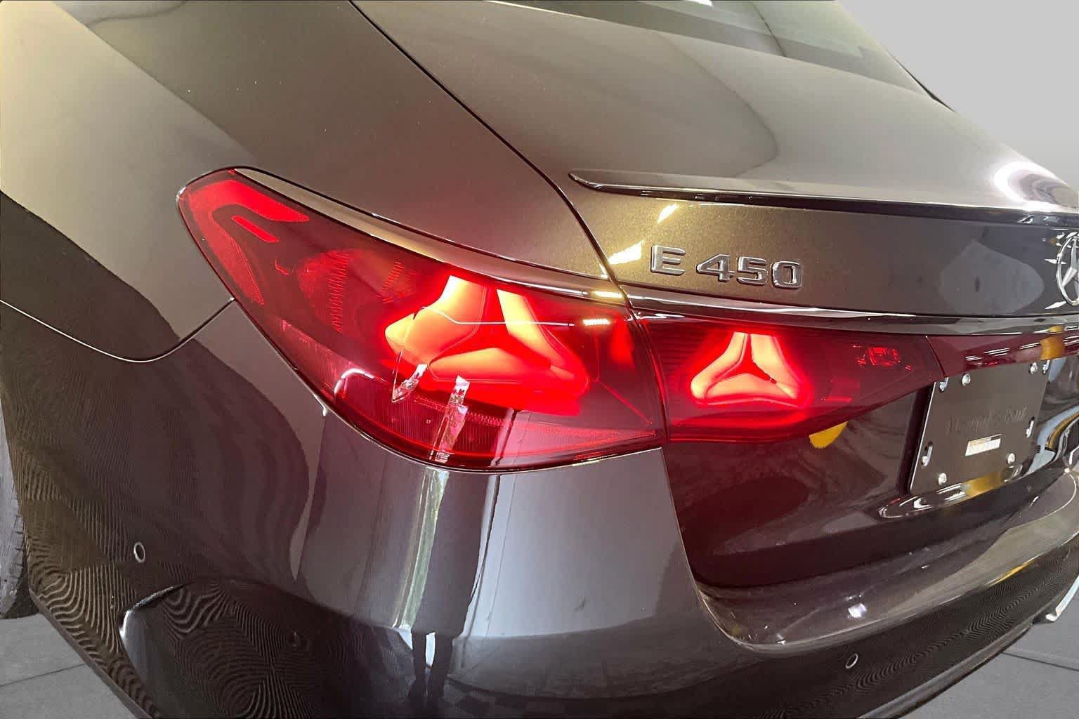 New 2027 Mercedes-Benz E 450 4MATIC Sedan image 5