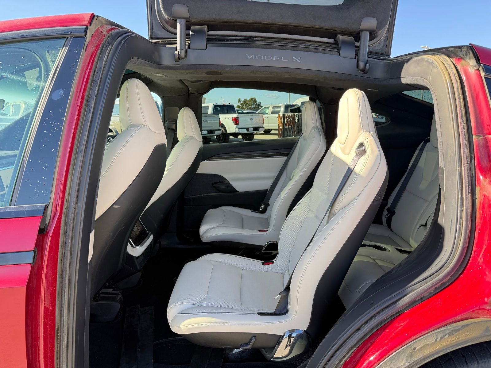 Used 2022 Tesla Model X Plaid image 6