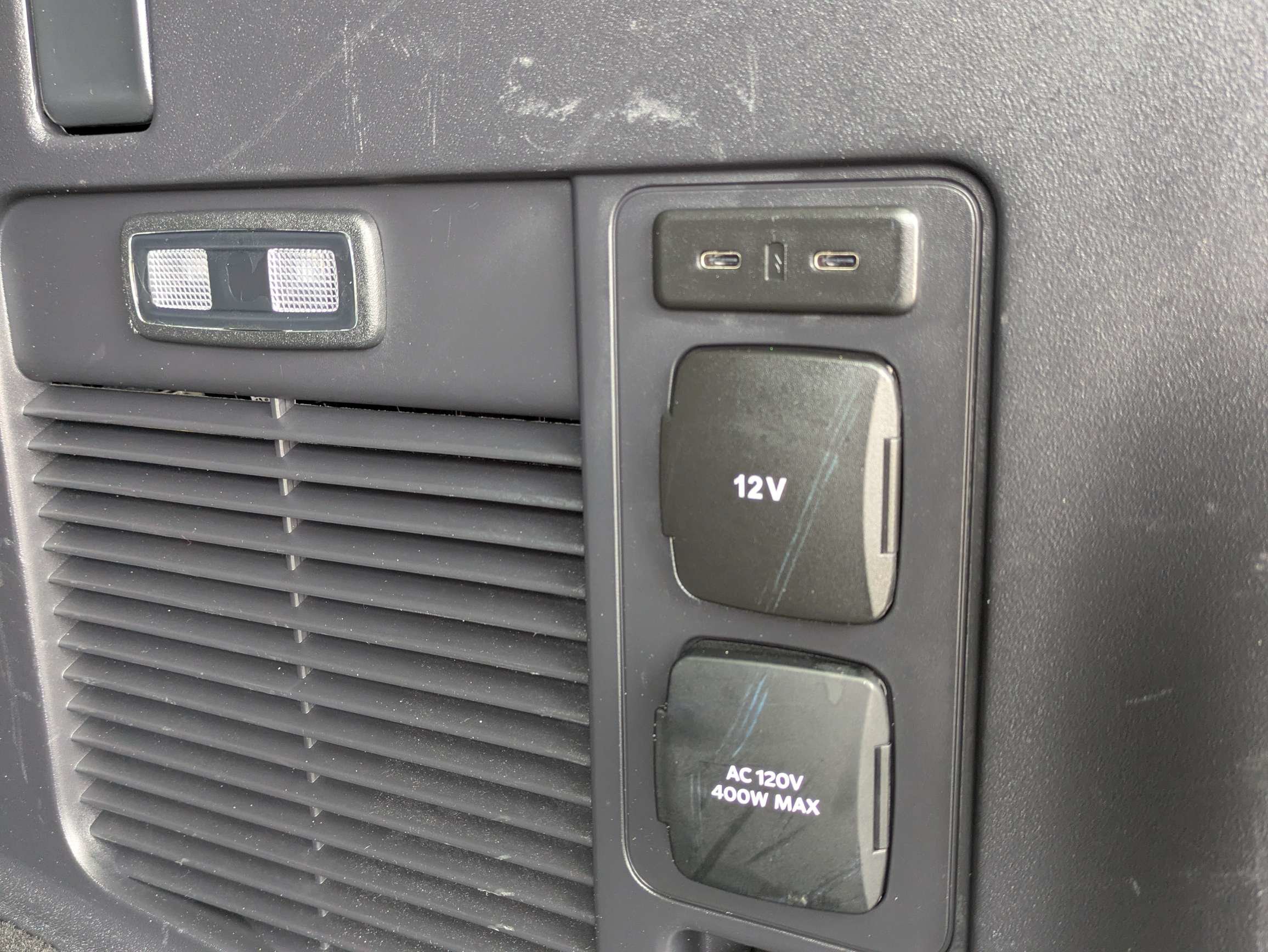 Used 2025 Ford Expedition Platinum AWD/4WD image 17