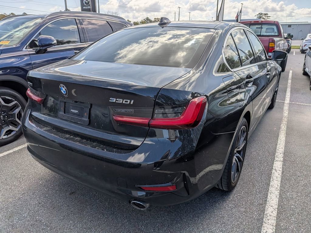 Used 2021 BMW 330i xDrive Sedan w/ Convenience Package image 10