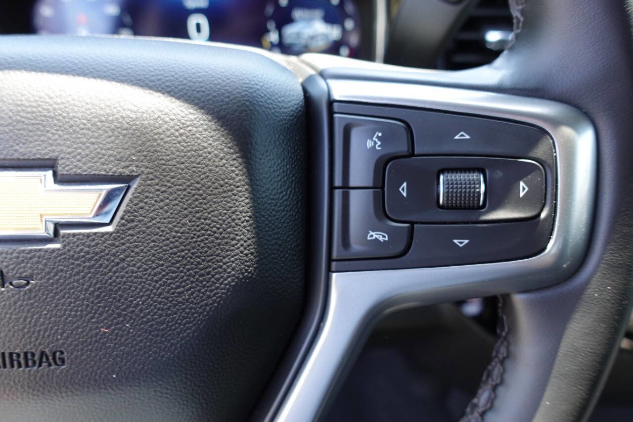 Used 2023 Chevrolet Silverado 1500 LT AWD/4WD image 48