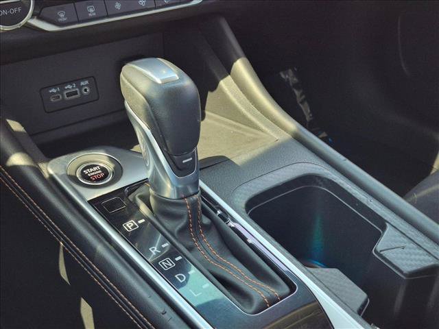 Used 2022 Nissan Sentra SR w/ Lighting Package FWD image 12