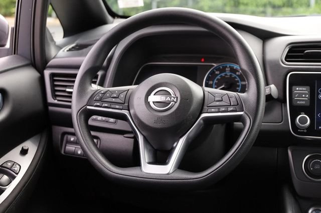 Certified 2025 Nissan Leaf S FWD image 23