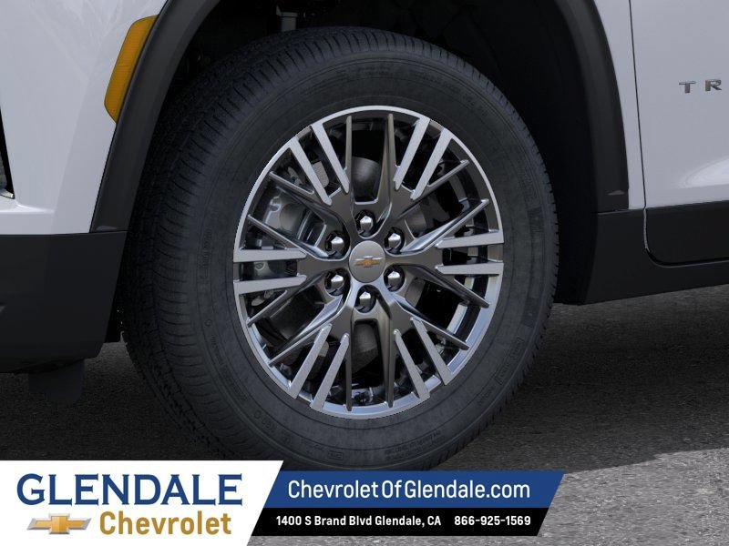 New 2026 Chevrolet Traverse LT w/ LPO, Floor Liner Package FWD image 9