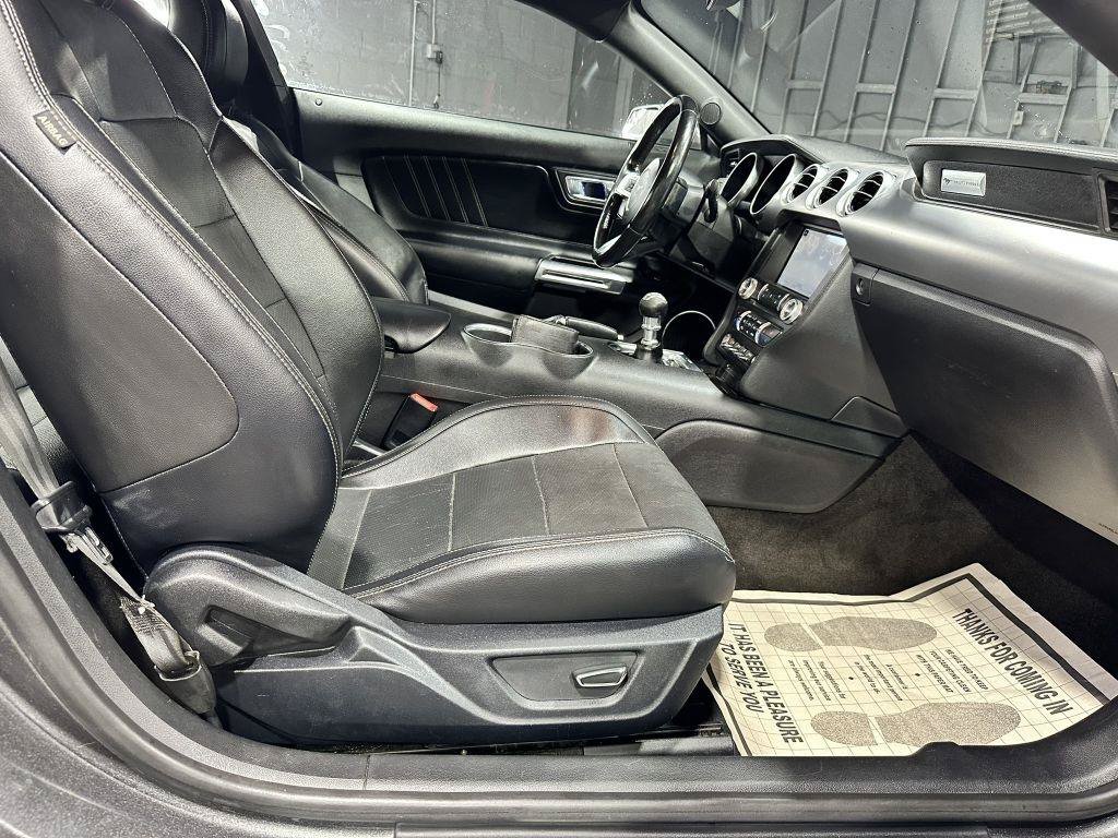 Used 2018 Ford Mustang Premium RWD image 35
