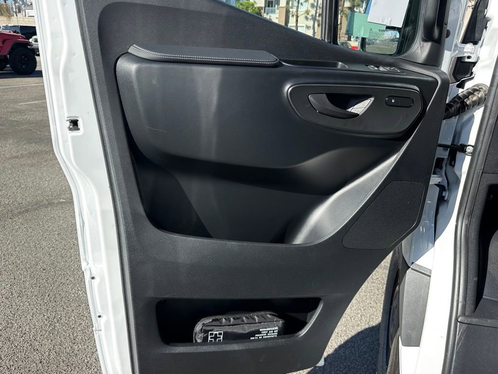 New 2025 Mercedes-Benz Sprinter 2500 image 14