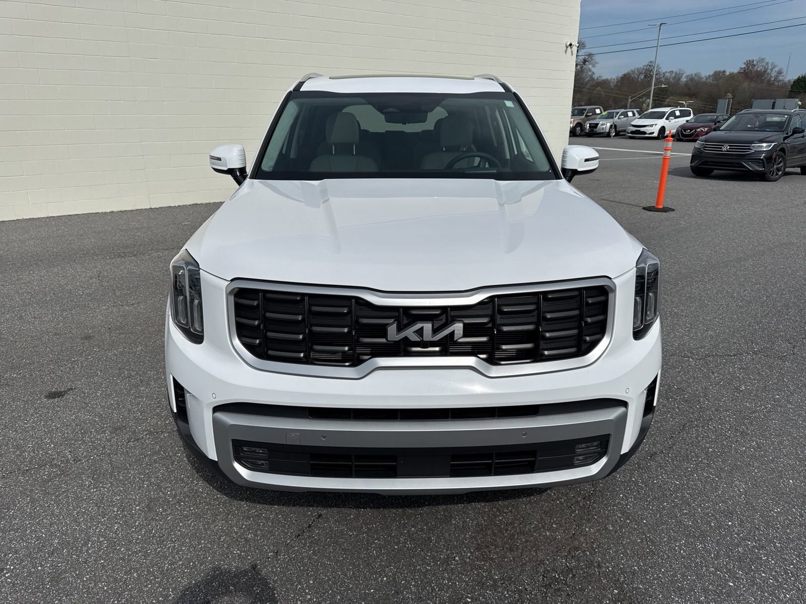 Used 2025 Kia Telluride SX Prestige image 2