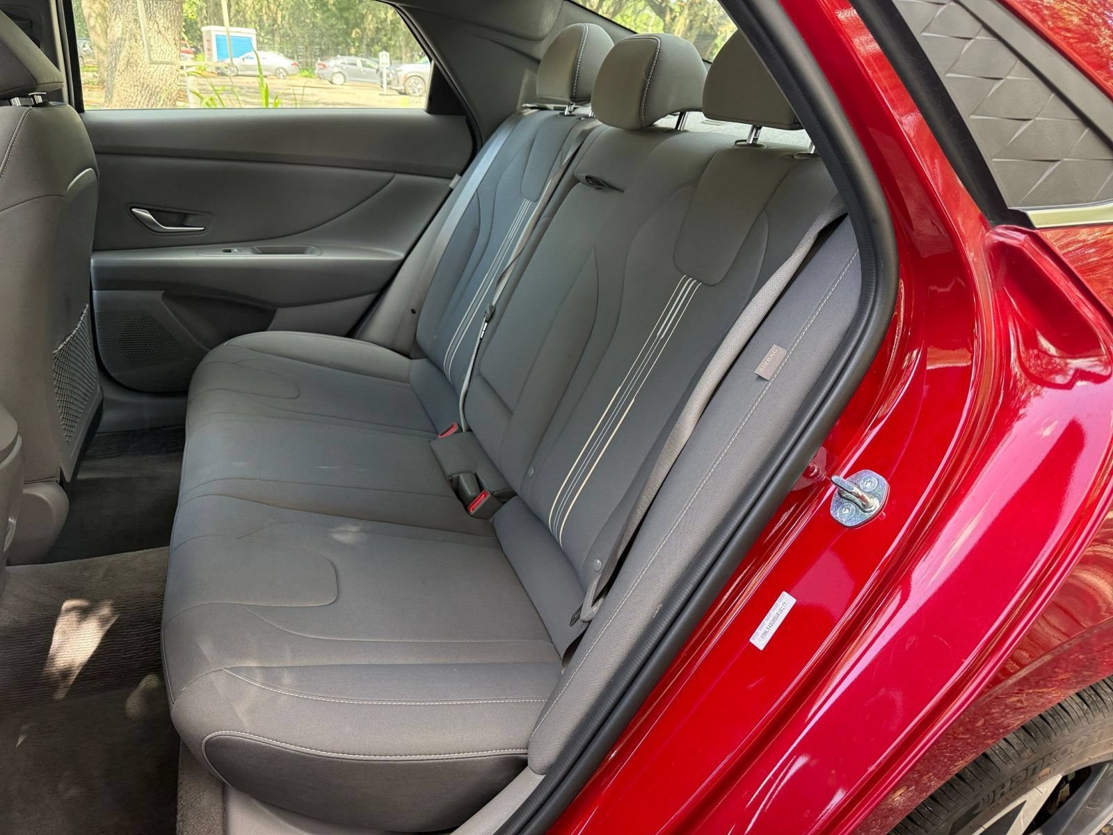 Used 2025 Hyundai Elantra SEL FWD image 38