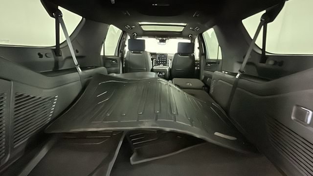 New 2026 GMC Yukon XL Elevation w/ Elevation Premium Package AWD/4WD image 28