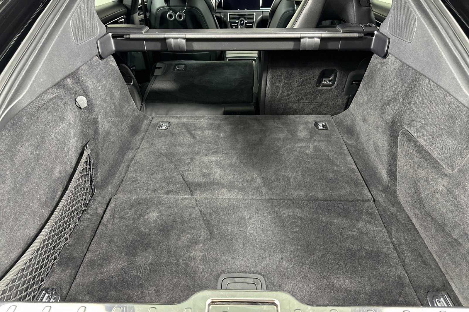 Used 2018 Porsche Panamera 4 image 15