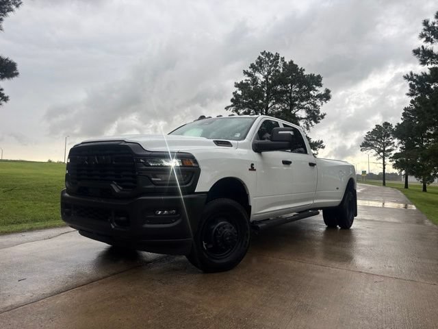 New 2026 RAM 3500 Tradesman AWD/4WD image 5