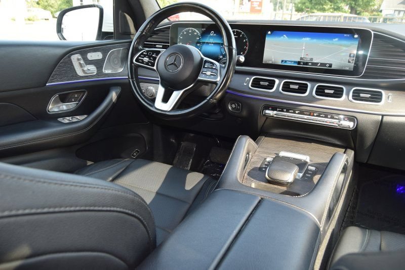 Used 2021 Mercedes-Benz GLE 350 4MATIC w/ Premium Package image 22