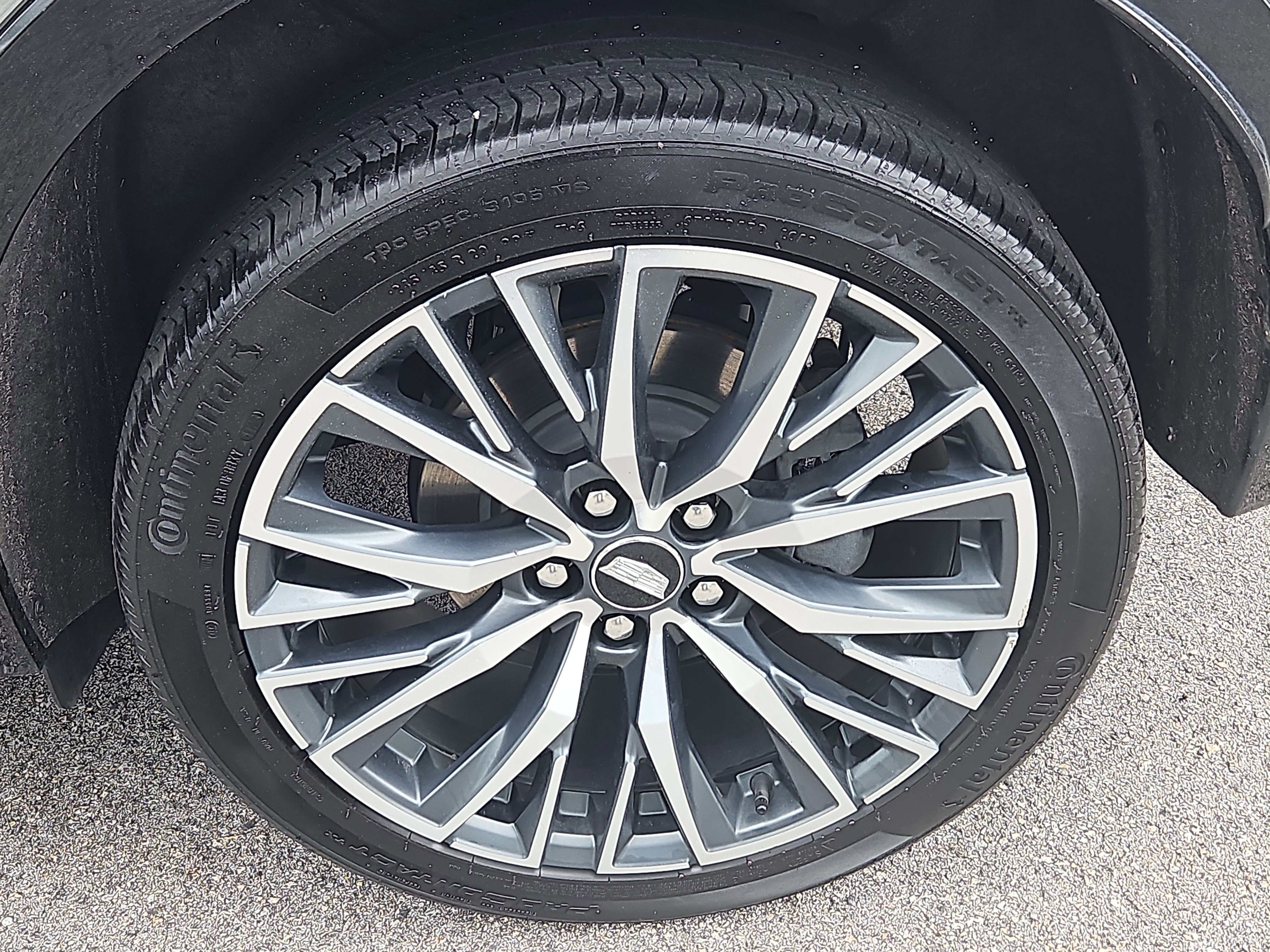 Used 2024 Cadillac XT4 Sport AWD/4WD image 29