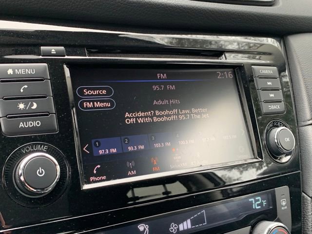 Used 2019 Nissan Rogue SV image 16