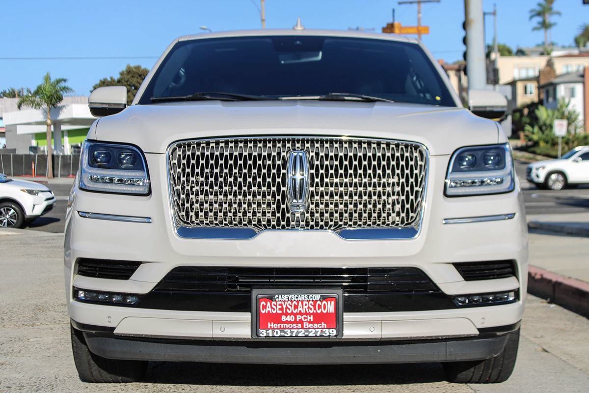 Used 2020 Lincoln Navigator L Reserve w/ Equipment Group 208A Reserve AWD/4WD image 9