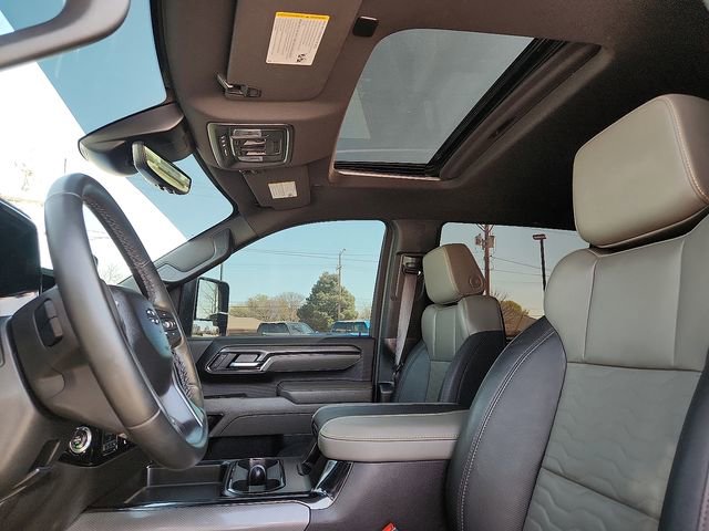 Certified 2025 Chevrolet Silverado 2500 ZR2 w/ Technology Package AWD/4WD image 12