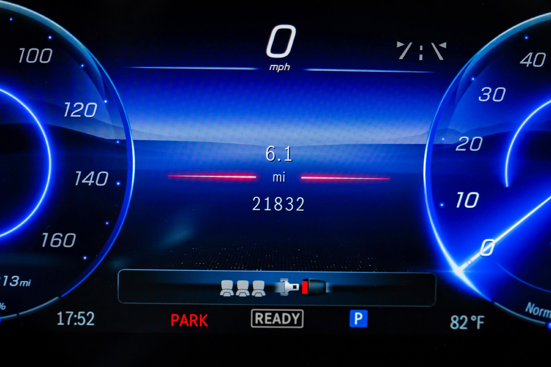 Used 2023 Mercedes-Benz EQE 350+ SUV w/ AMG Line Exterior Package image 24