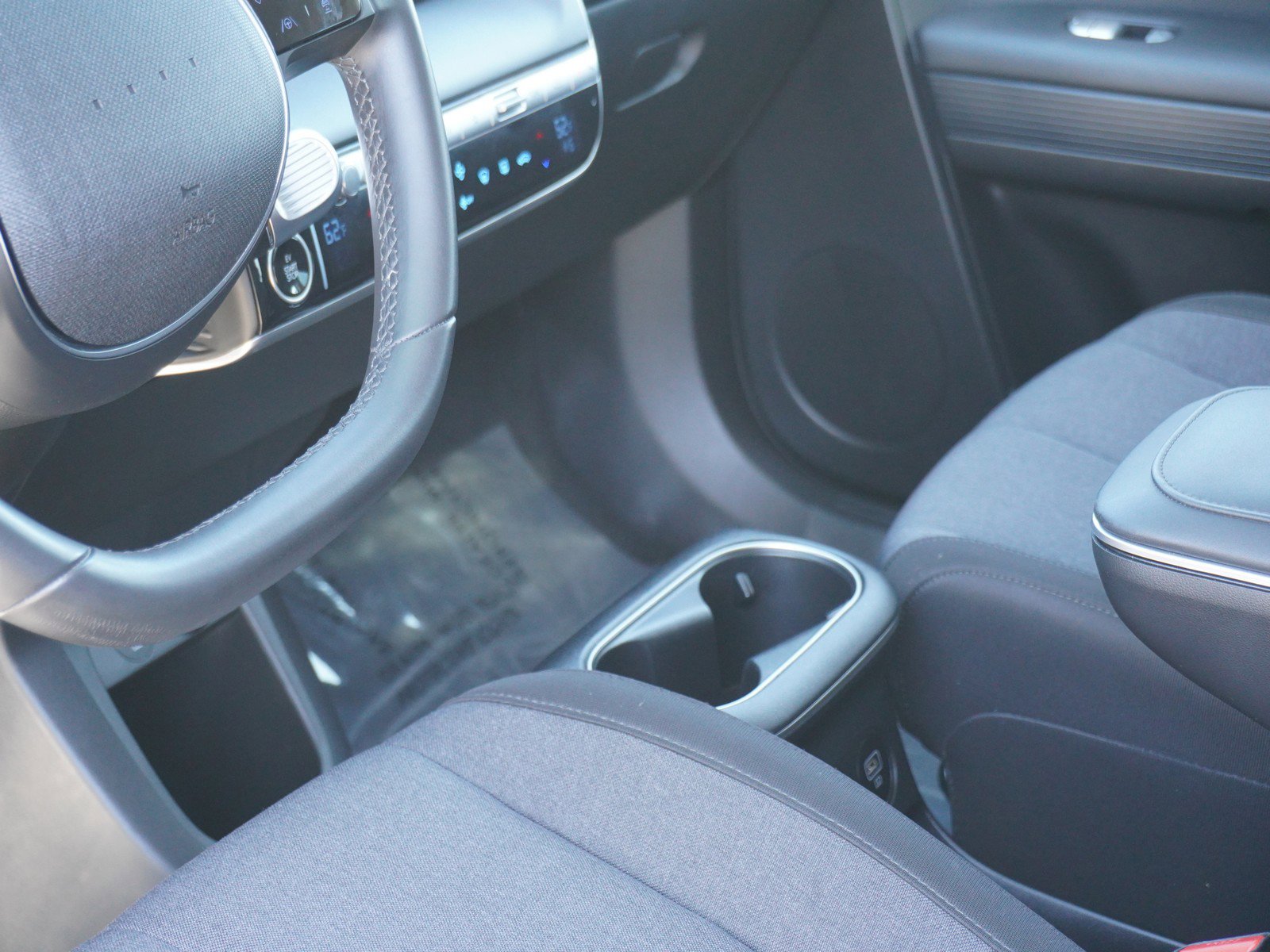 Used 2024 Hyundai Ioniq 5 SE image 20