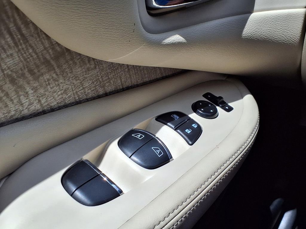 Used 2023 Nissan Murano SL image 34