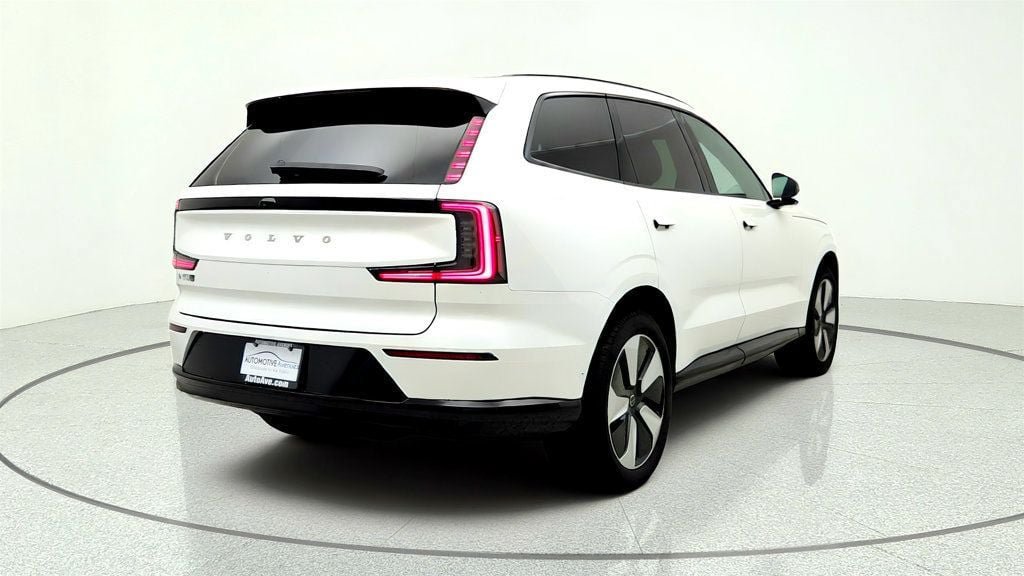 Used 2025 Volvo EX90 Plus AWD/4WD image 5